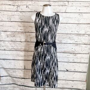Cache Black & White w/Belt & Waist Accent Sleeveless Dress